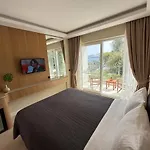 Aquarius Otel 3*