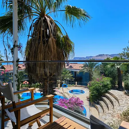 Aquarius Hotel 3*