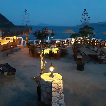 Aquarius Szálloda 3*